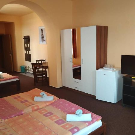 Hotel Jaro Mělník Dış mekan fotoğraf