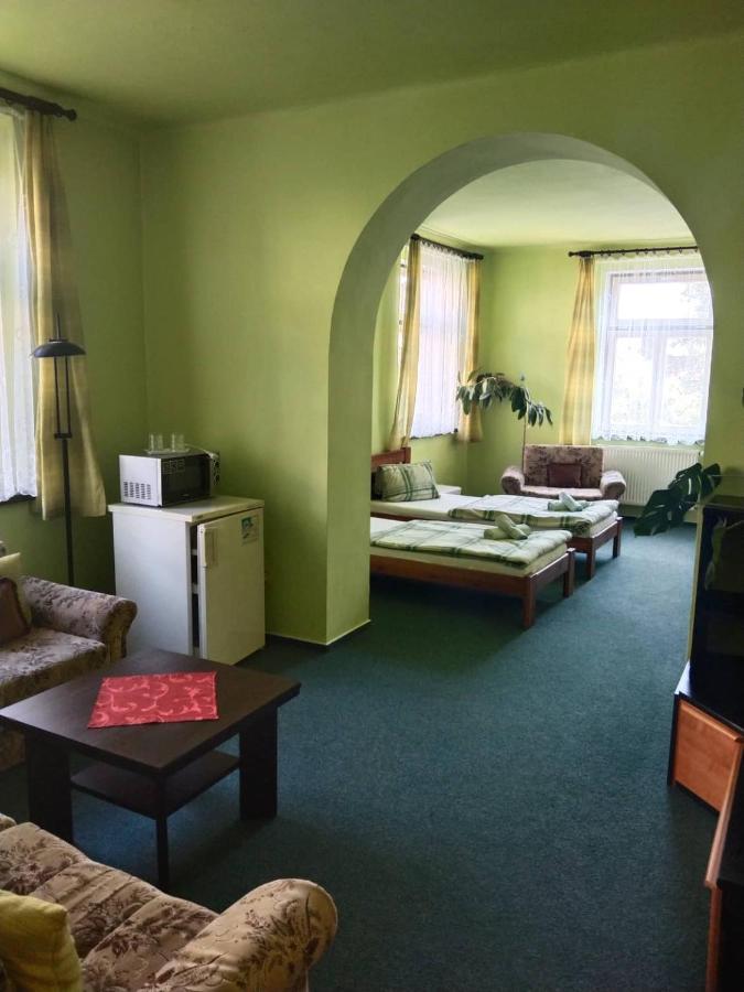 Hotel Jaro Mělník Dış mekan fotoğraf