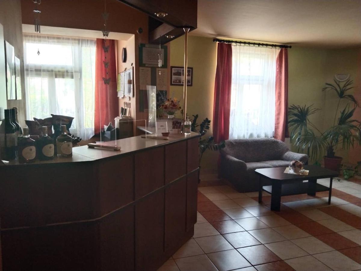 Hotel Jaro Mělník Dış mekan fotoğraf