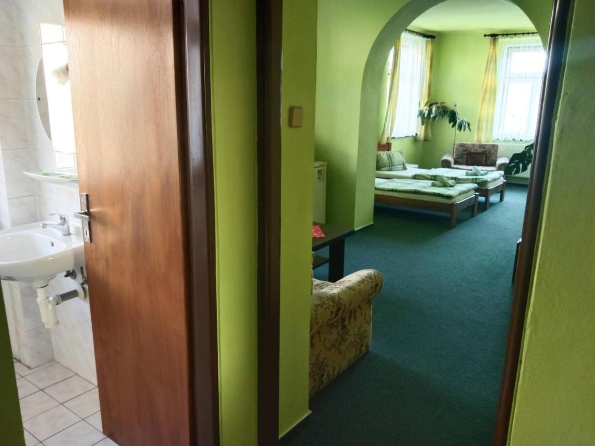 Hotel Jaro Mělník Dış mekan fotoğraf