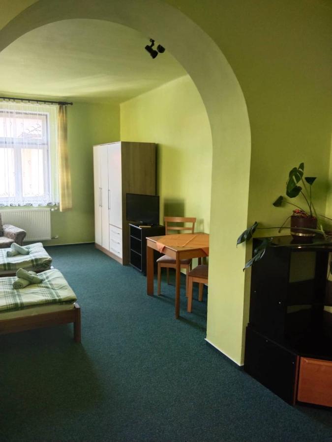 Hotel Jaro Mělník Dış mekan fotoğraf